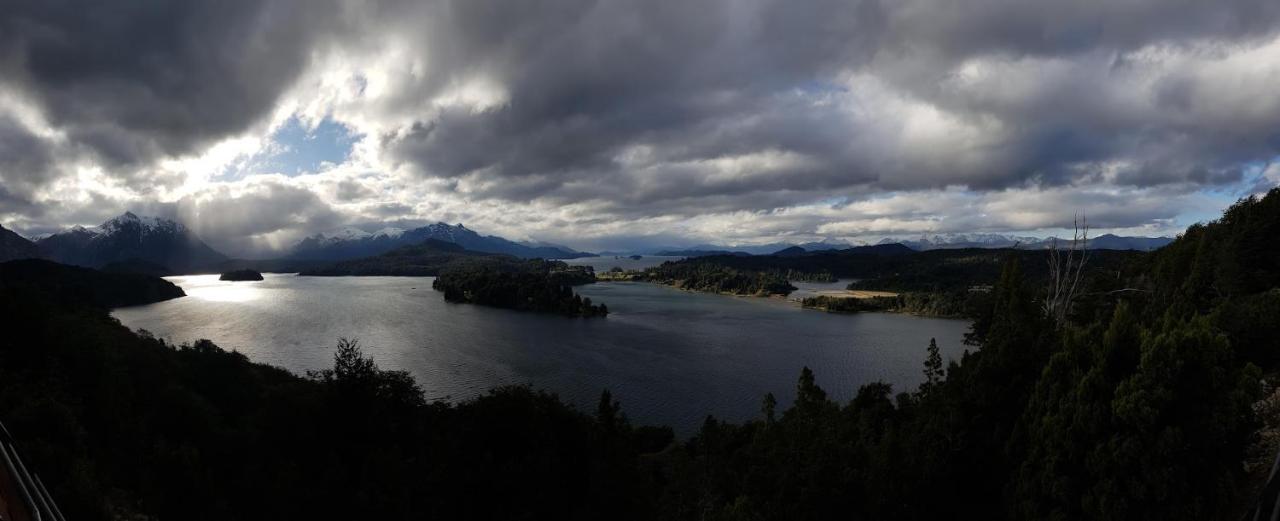 Citizen Kane Lodge - Hospedaje Gourmet San Carlos de Bariloche Dış mekan fotoğraf