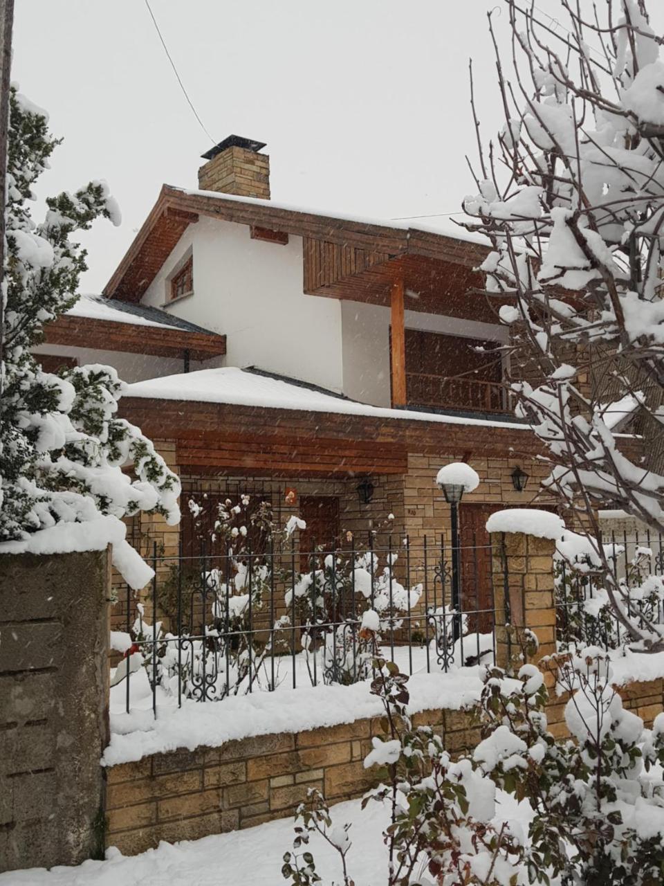 Citizen Kane Lodge - Hospedaje Gourmet San Carlos de Bariloche Dış mekan fotoğraf